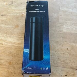 Smart Cup with LED Temperature Display